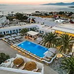 Petinaros Hotel 4*