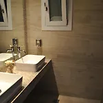 Petinaros Hotel 4*