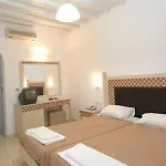 Petinaros 4*