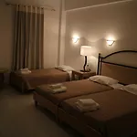 ホテル ペティナロス 4*