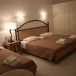 ペティナロス 4*