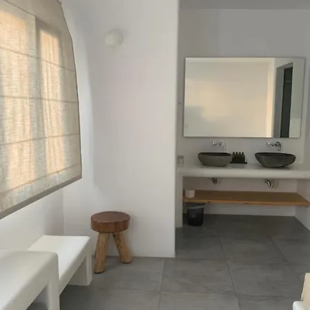 Petinaros Hotell