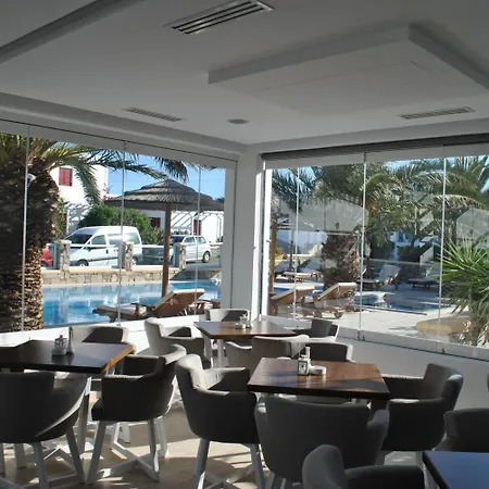 Petinaros Mykonos Town