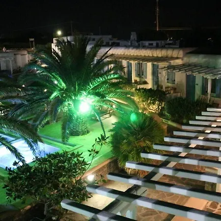 Petinaros Hotell Mykonos Town
