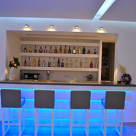 Petinaros 4* Mykonos Town