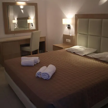 Petinaros Hotel