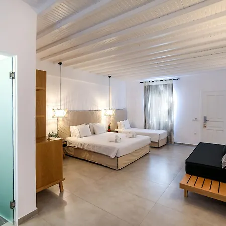 Petinaros Hotel 4*