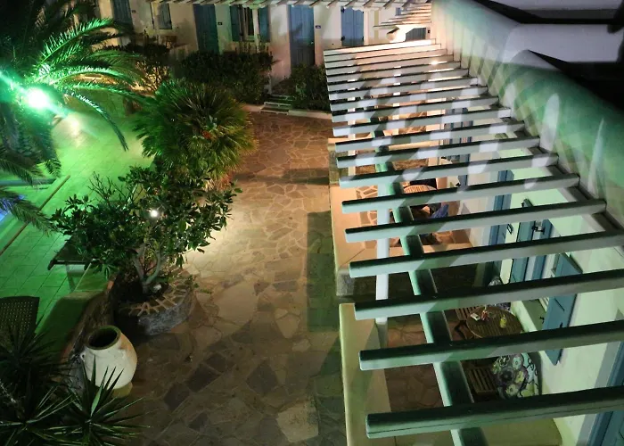 Hotel Petinaros 4*